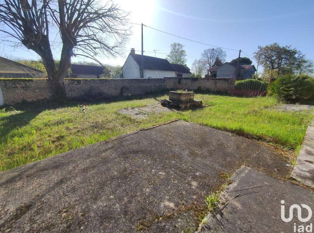 Photo 8 - Commerce à SAINT-GERMAIN