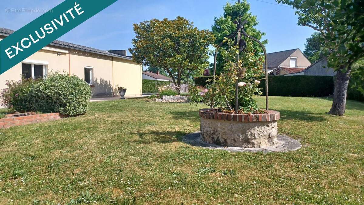 Appartement 262 m² à Bellegarde  - photo 2
