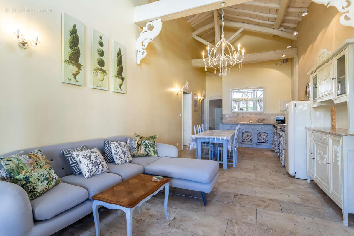 Maison à MONFLANQUIN