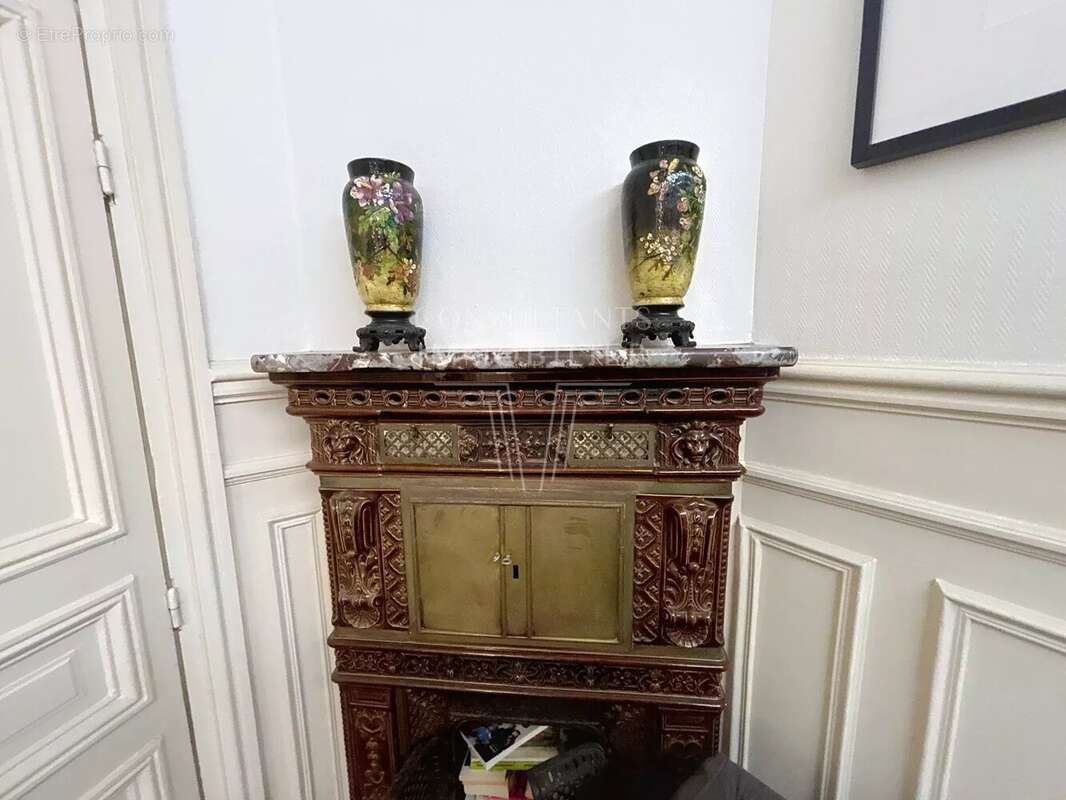 Appartement à NEUILLY-SUR-SEINE