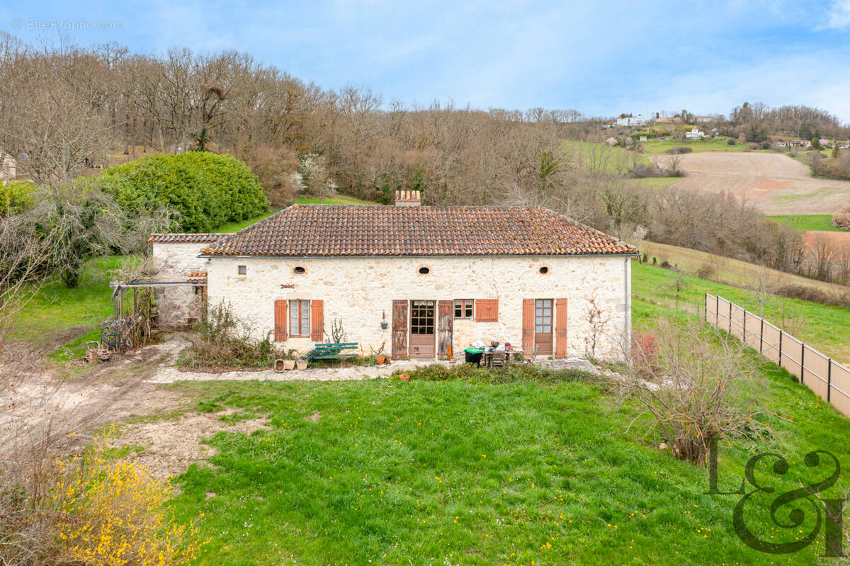 Maison à HAUTEFAGE-LA-TOUR