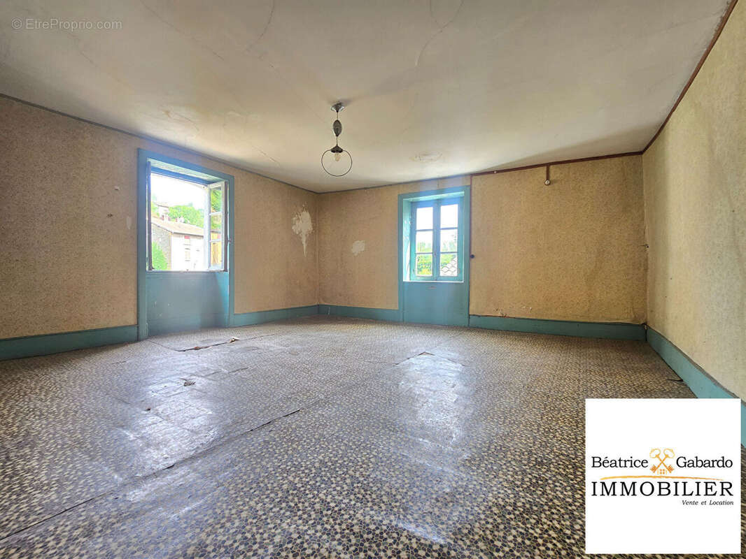 Maison Chamelet 6 pièce(s) 183 m2 - photo 15