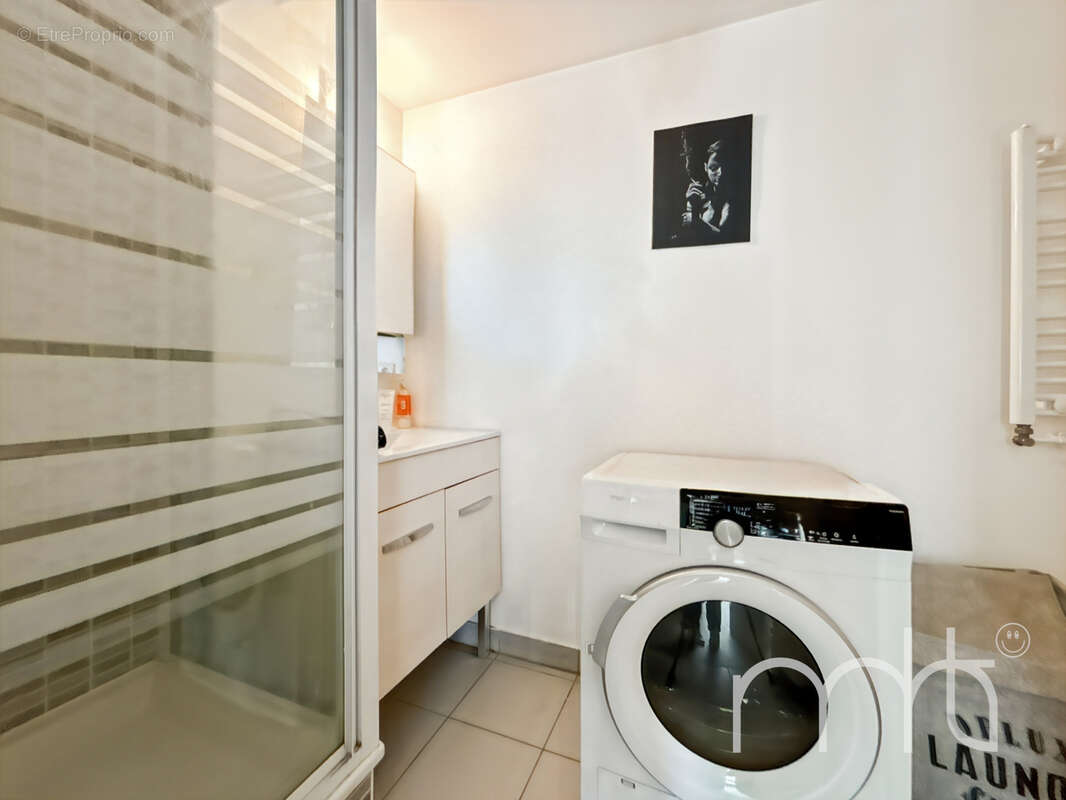 Appartement à COLOMBES