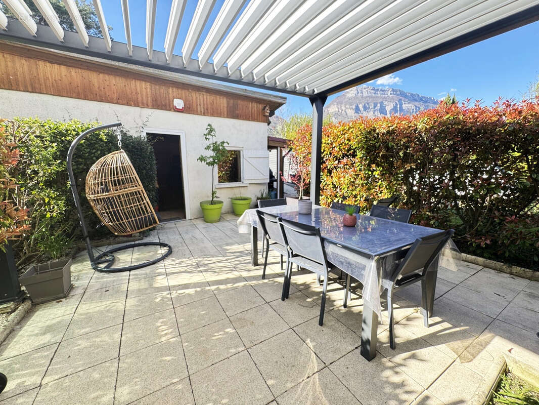 Appartement à LA TRONCHE