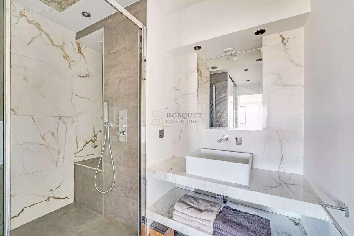 Appartement à SAINT-MANDE