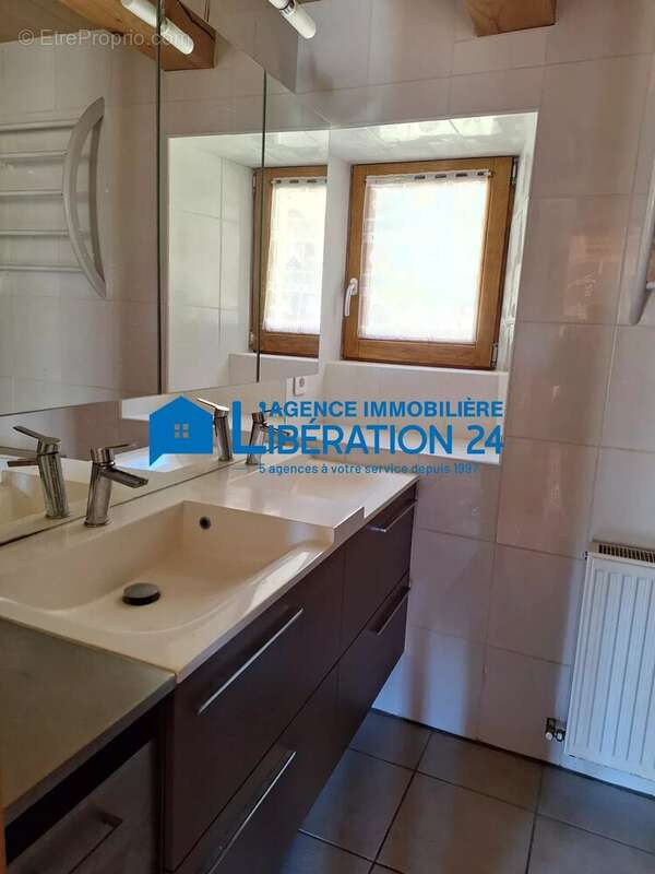 Maison à THELIS-LA-COMBE