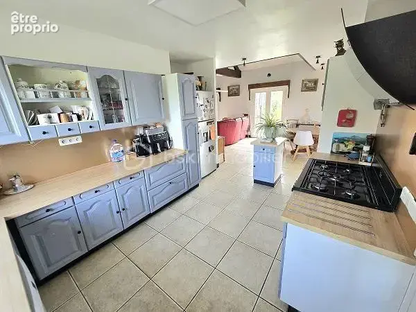 Magnifique maison perigourdine de 160 m2 avec 4 chambres (possibilite 5) sur un terrain de 2 351 m2 !!! - photo 6