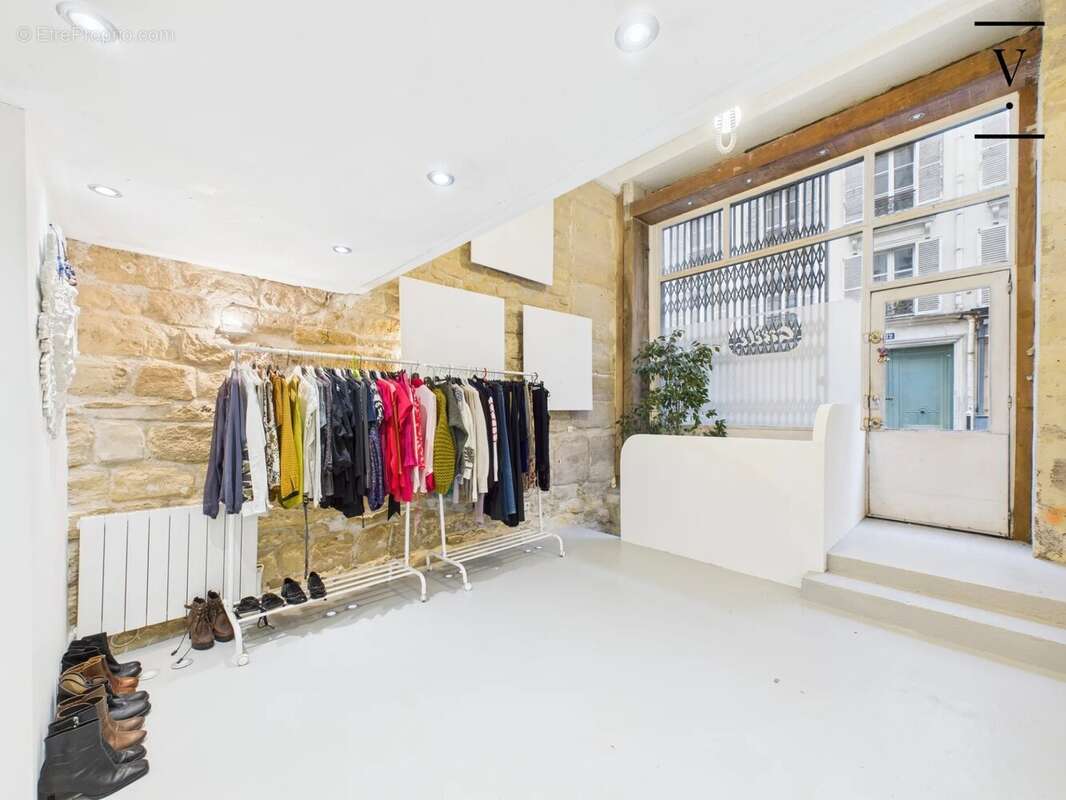 Commerce à PARIS-11E