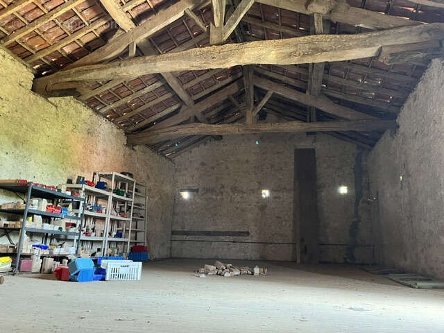 Dans village pittoresque - photo 13