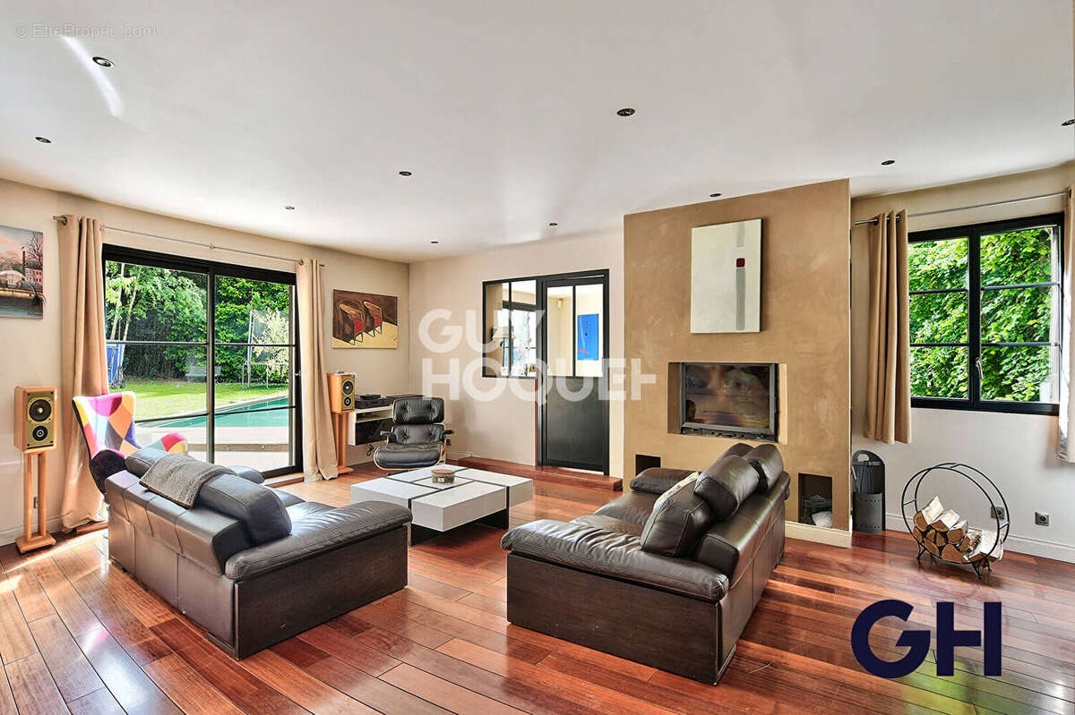 Maison à CALUIRE-ET-CUIRE