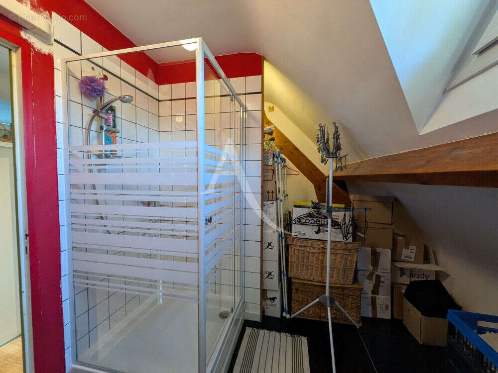 Maison à SAINT-SULPICE-DE-POMMERAY