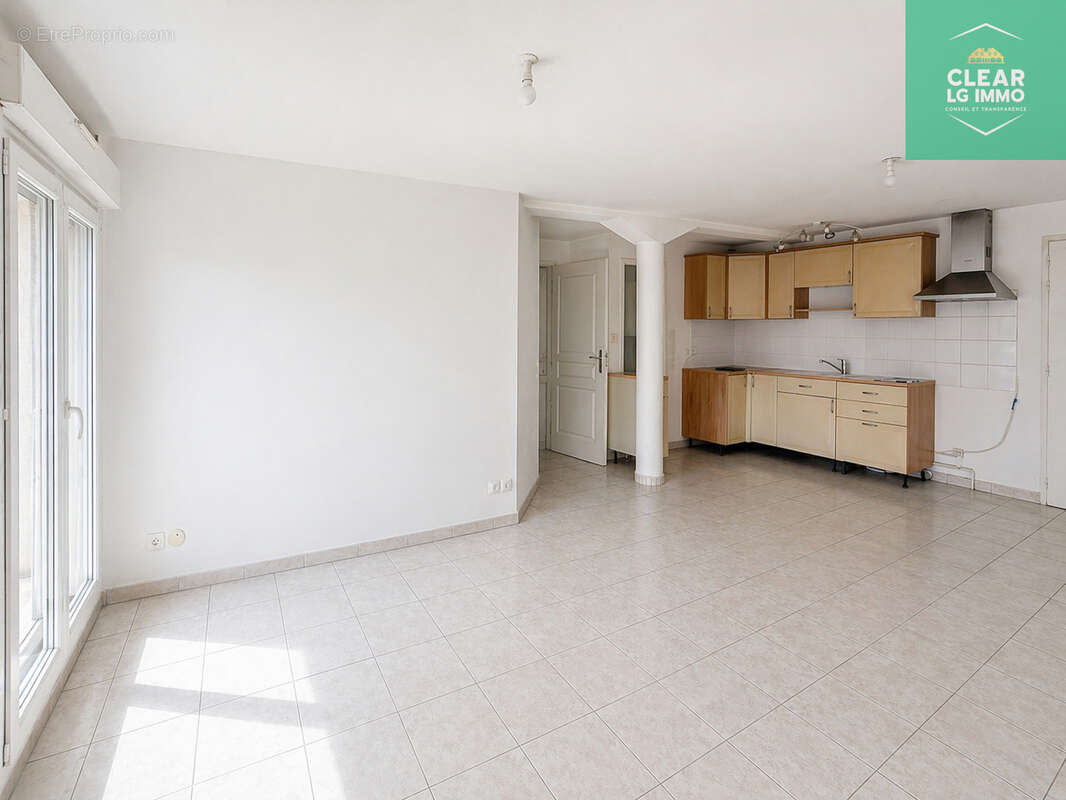 Appartement à SAINT-PRIVAT-LA-MONTAGNE