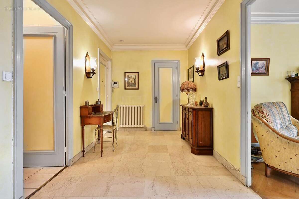 Photo 6 - Appartement à LYON-6E