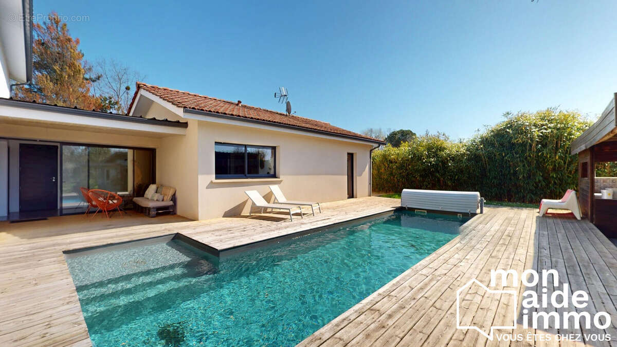 Maison à LIGNAN-DE-BORDEAUX