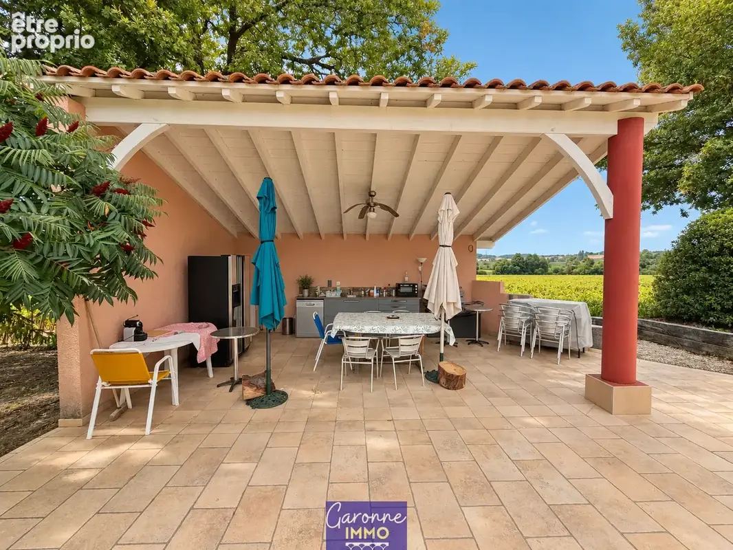 Propriété avec gîtes et piscine en pleine nature - photo 11