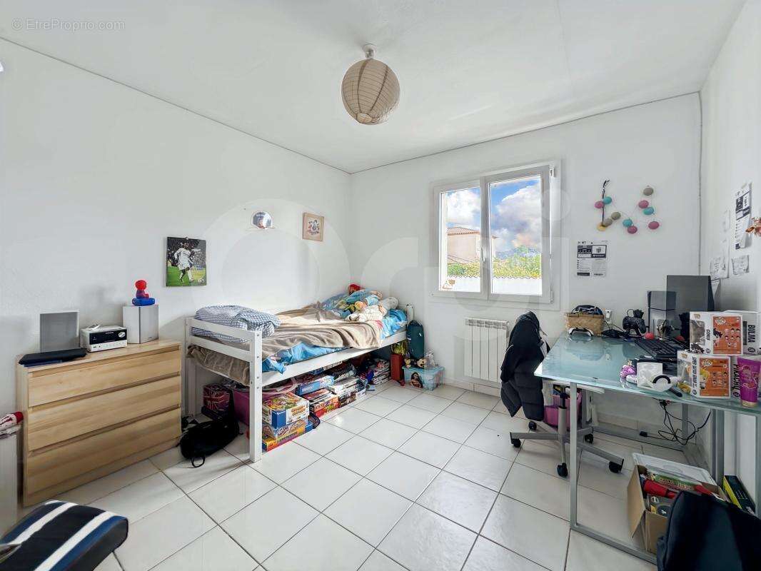 Maison à LA CRAU