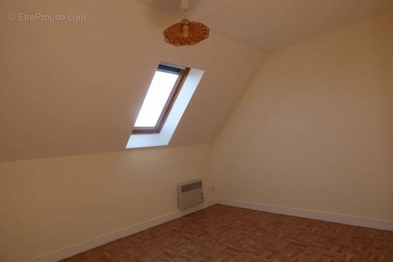 Maison à FLEURY-LES-AUBRAIS