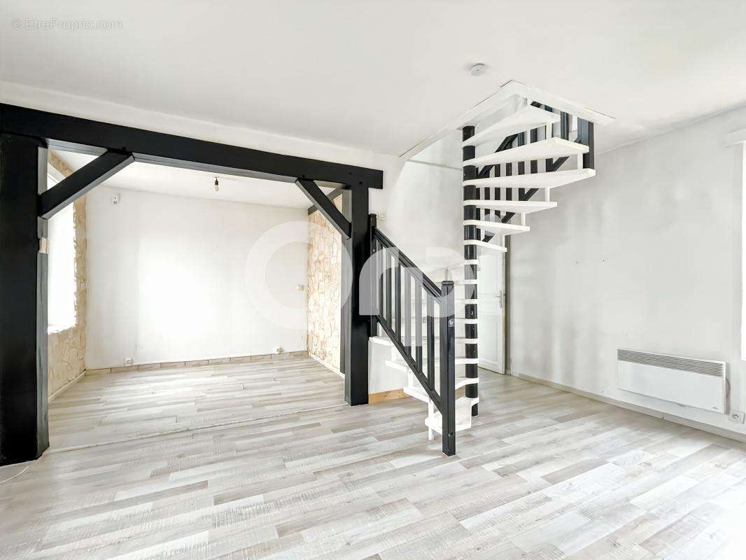 Maison à PACY-SUR-EURE