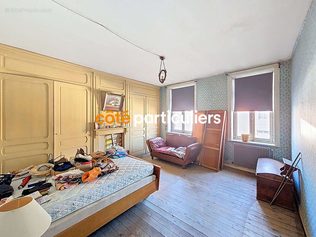 Commerce à LA CHAPELLE-D&#039;ARMENTIERES