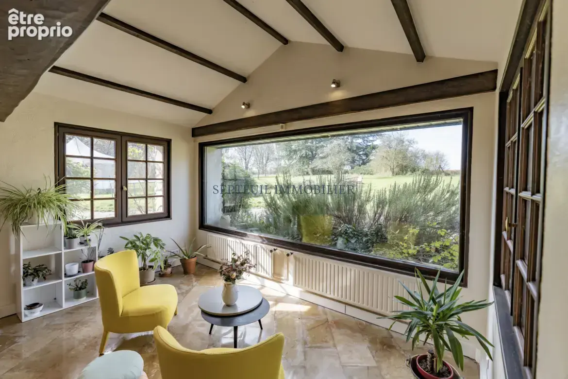 Propriété de 450m2 avec maison d'amis de 115m2 sur 19 066 m2 de parc arboré. Piscine - photo 12