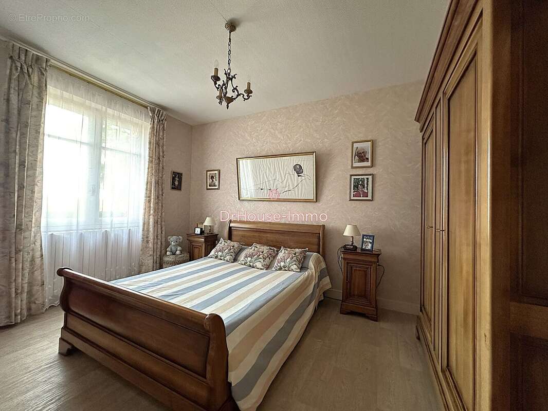Maison 124 m² à Linars  - photo 6
