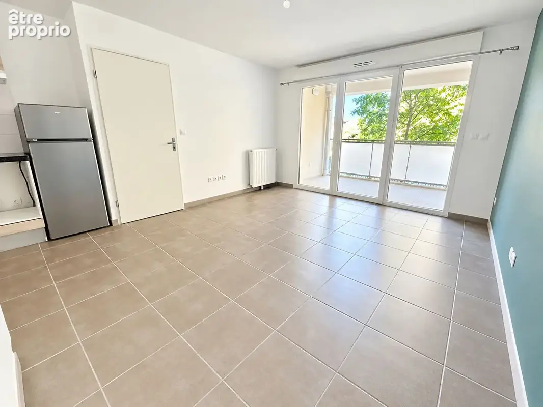 Appartement 2 pièces de 43 m² + Parking quartier  RANGEUIL ! - photo 2