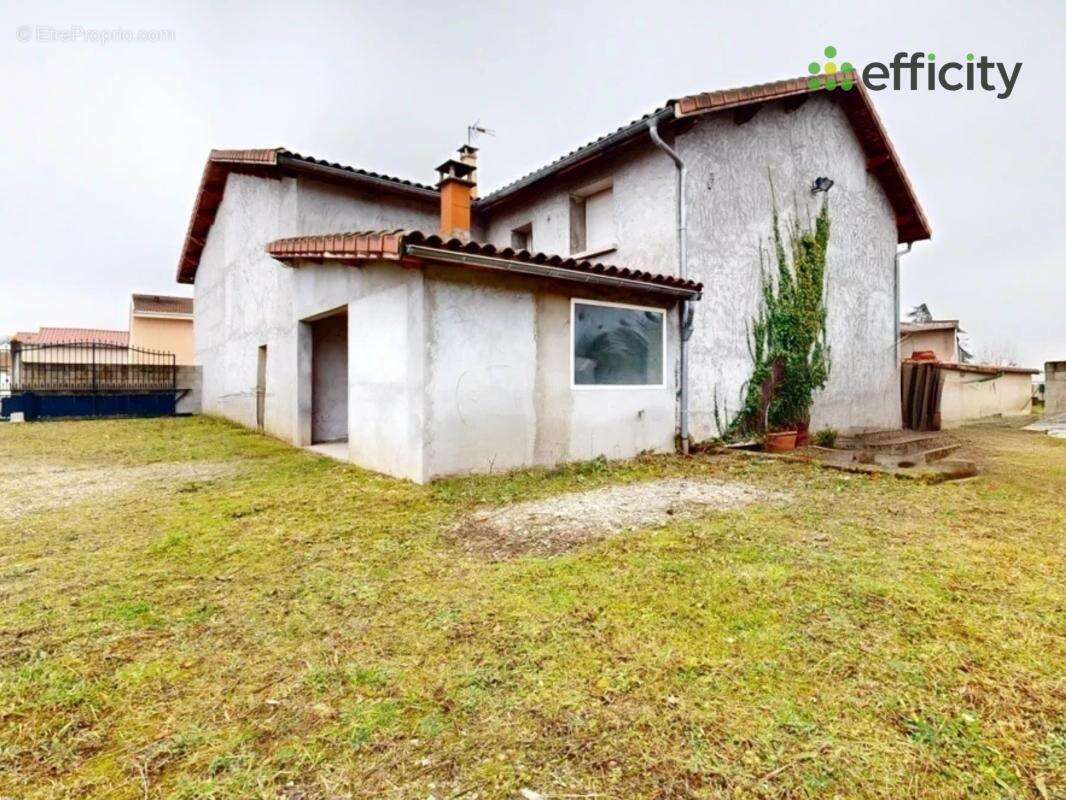 Maison à SATOLAS-ET-BONCE
