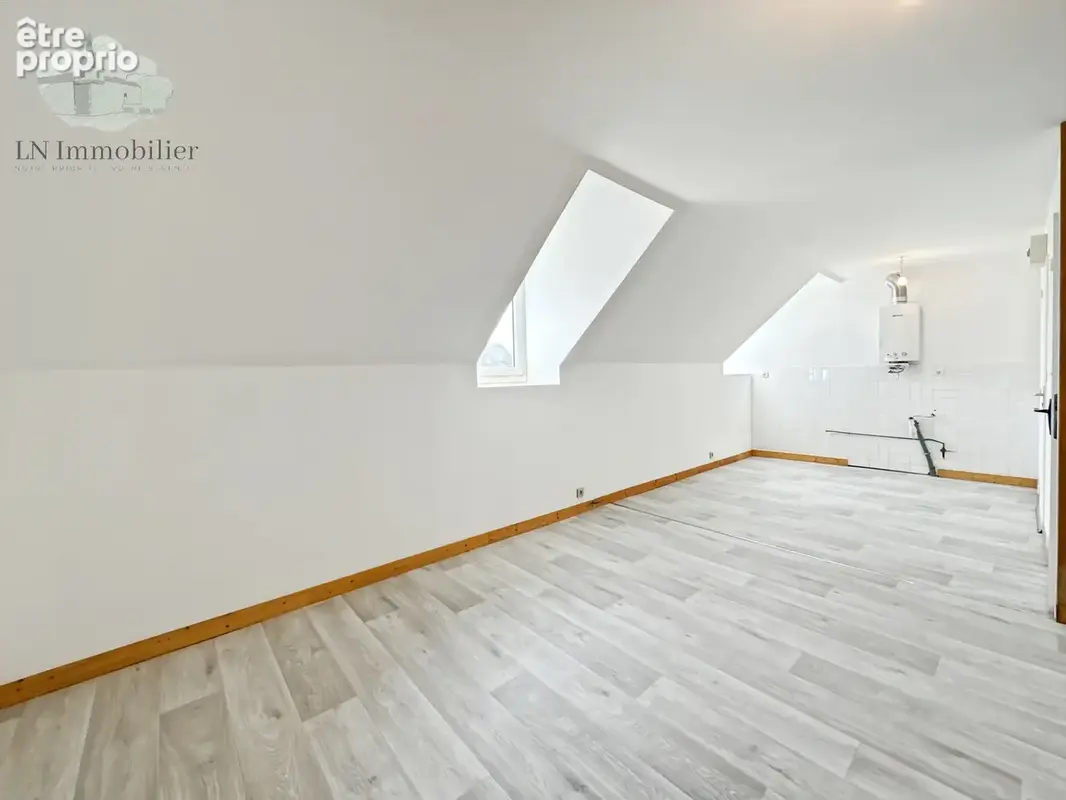 Studio au coeur du centre de concarneau - rénové - 25,80 m2 - photo 2