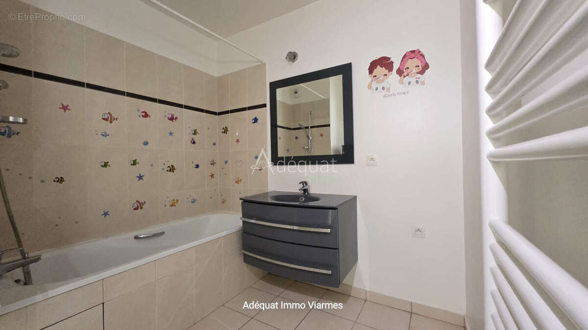 Appartement à VIARMES