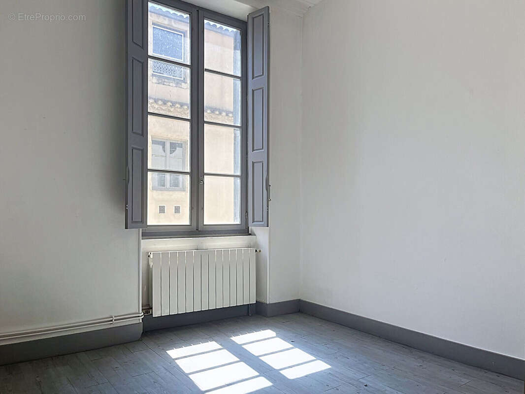 Appartement Nimes 5 pièce(s) 159.66 m2 - photo 5