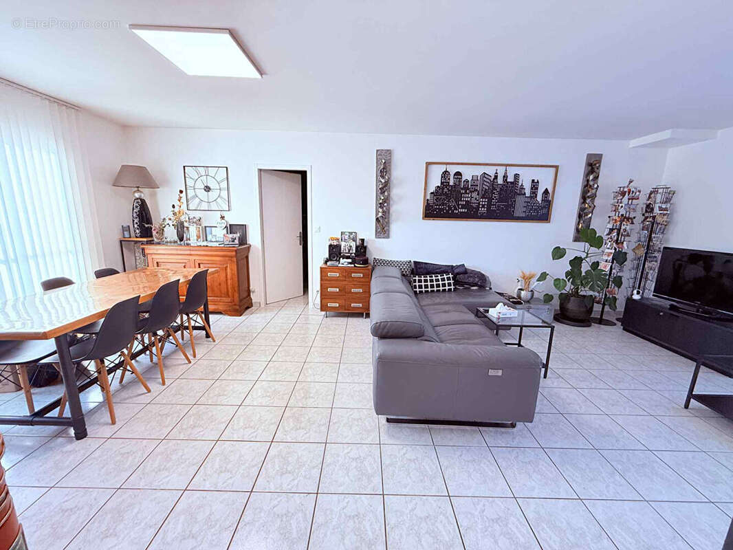 Maison à SAINT-LOUBES