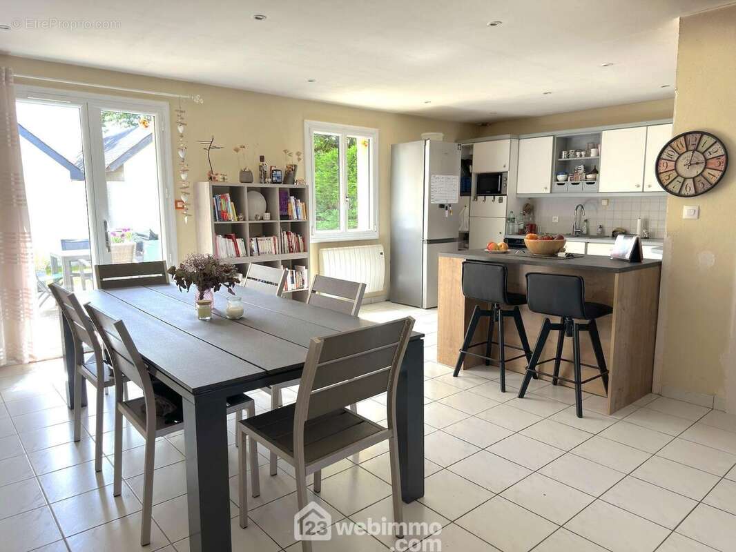Maison 98 m² à Andard  - photo 2