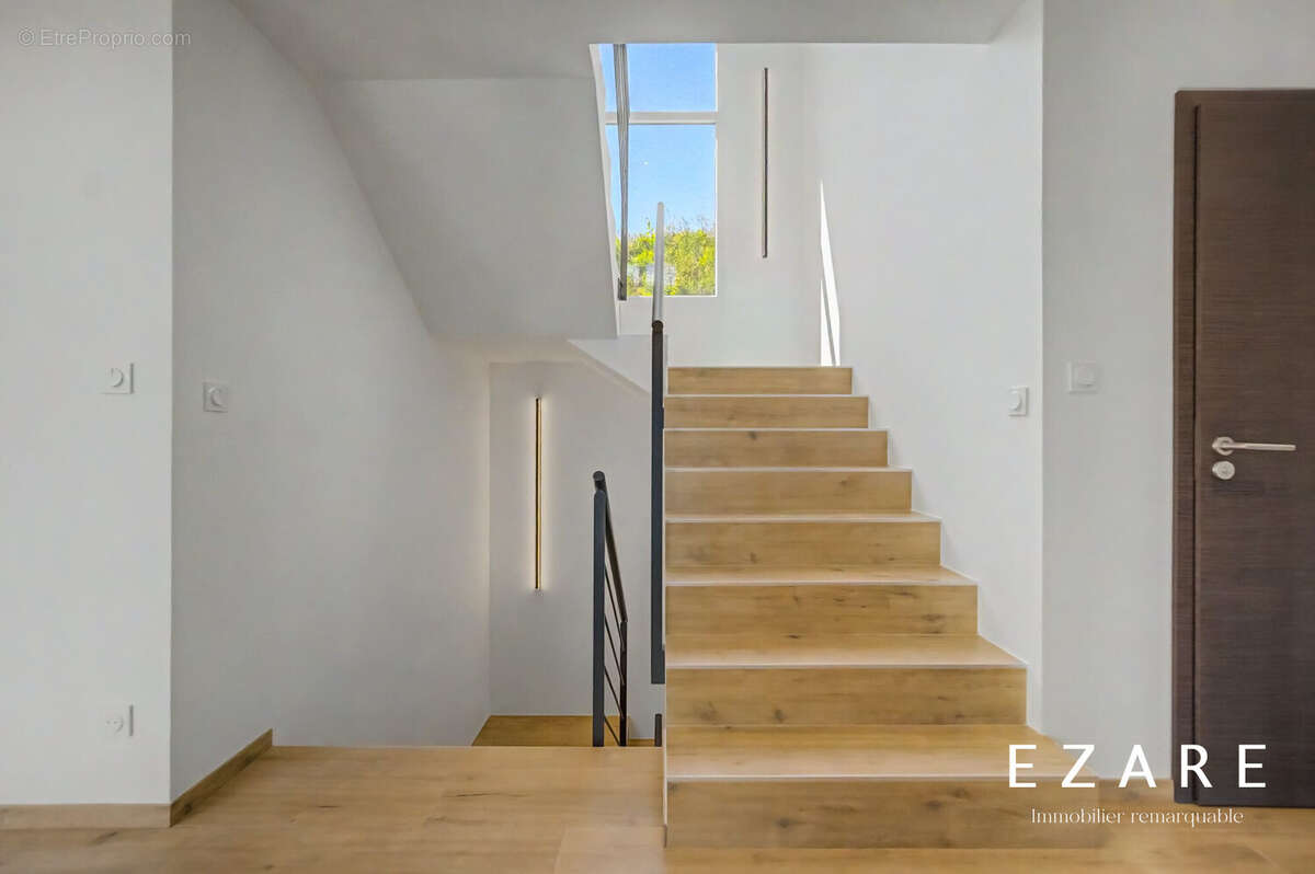 Maison 302 m² à Echevronne  - photo 7