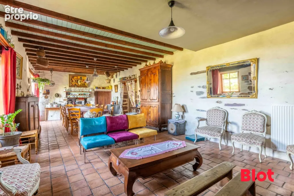 Maison 470 m² à Breal-Sous-Montfort  - photo 5