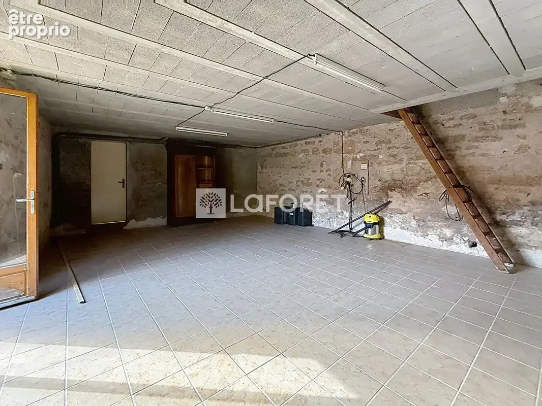 Maison Doue la fontaine 7 pièce(s) 215 m2 - photo 8