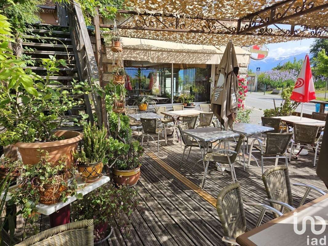 Photo 7 - Commerce à LE SAUZE-DU-LAC