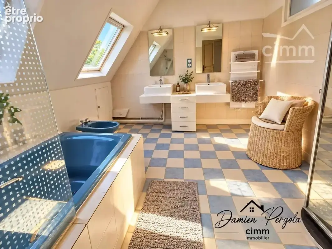 Une propriété pensée pour le bien-être : 273 m² habitables, piscine chauffée couverte et plus de 5 000 m² de terrain » - photo 19
