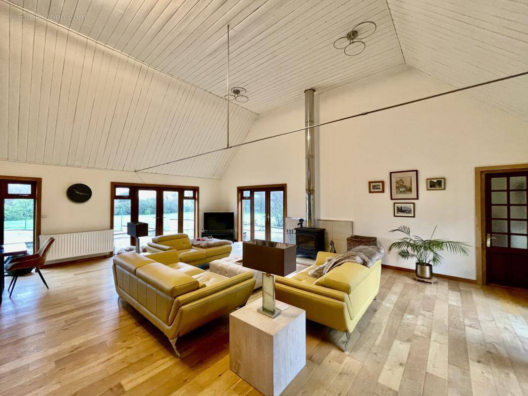 Maison à SAINT-ROMAIN