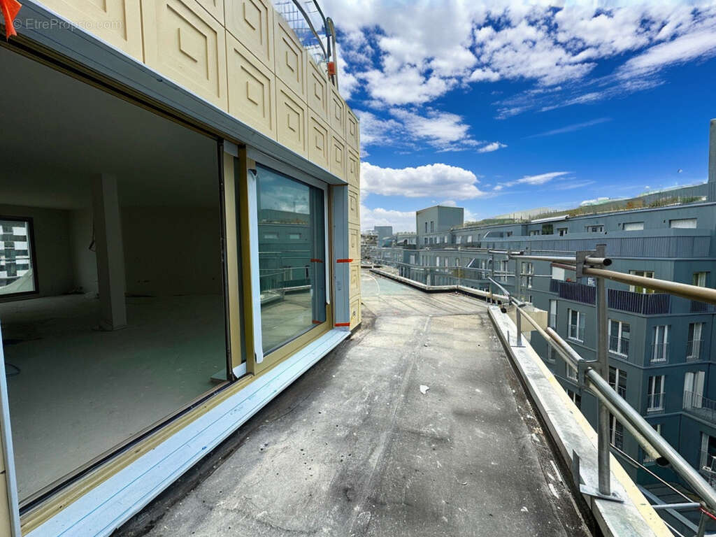 Appartement à PARIS-15E