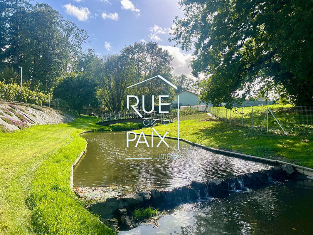 Maison Parthenay - 211.22 m2 - 4327m² terrain - photo 5