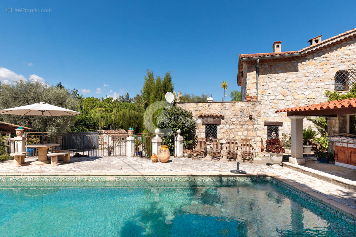 Maison à OPIO