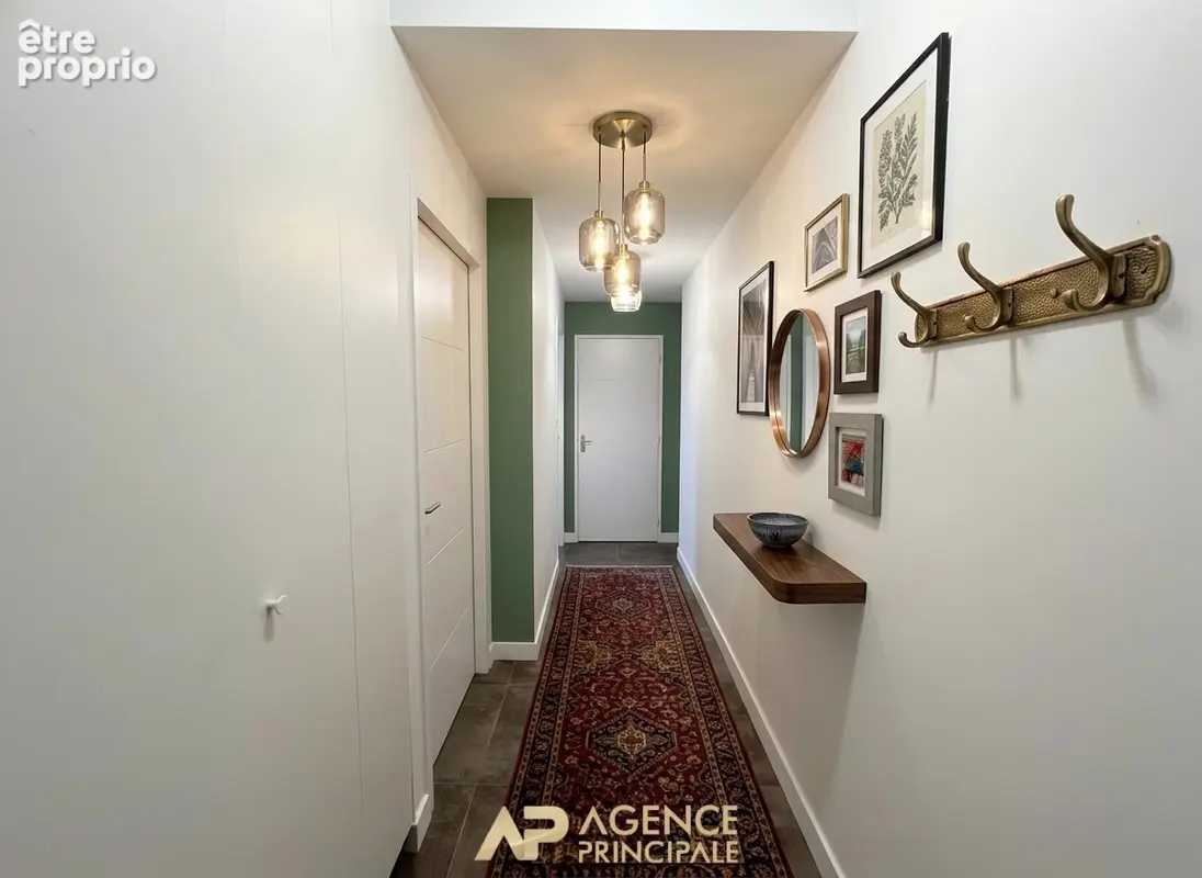 Appartement Type 4 / Terrasse / Parking / Cave - proche mer - La Rochelle - photo 5