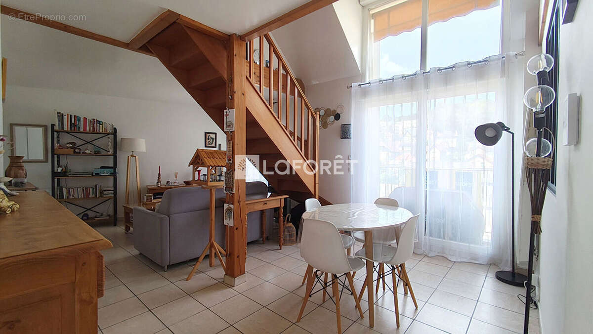 Appartement à JUVISY-SUR-ORGE