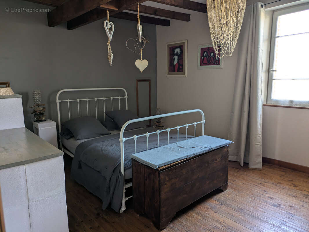 Maison à LAVERNOSE-LACASSE