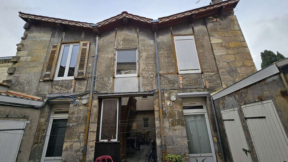 Immeuble de rapport à fort potentiel proche Gare St Jean et Capucins - photo 15