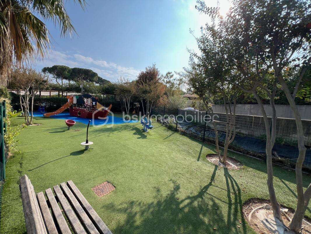 Appartement à MANDELIEU-LA-NAPOULE