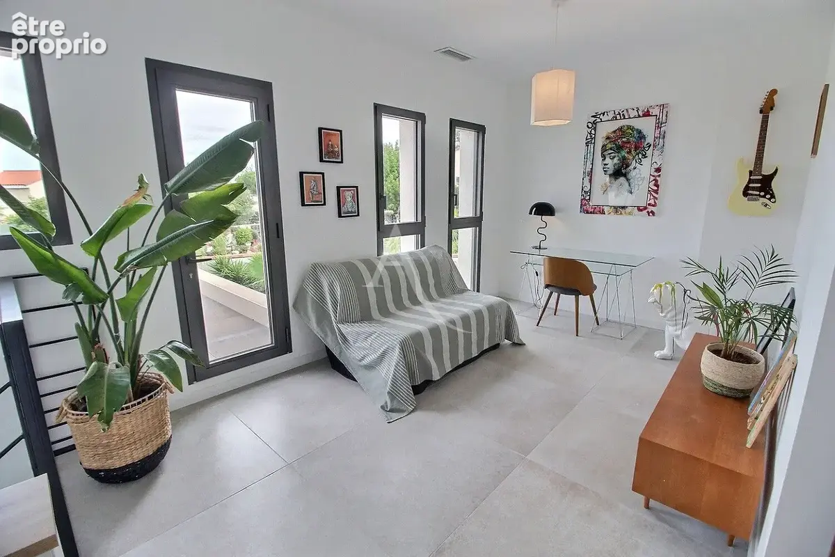 Villa  contemporaine de 150 m² de type f4 avec piscine sur terrain de 530 m² - photo 15