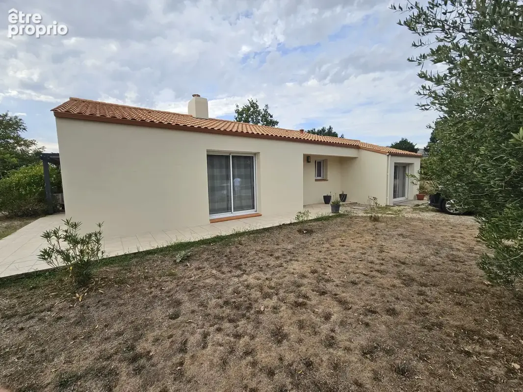 Maison individuelle de plain-pied   saint-étienne-de-mer-morte (44270) - photo 2