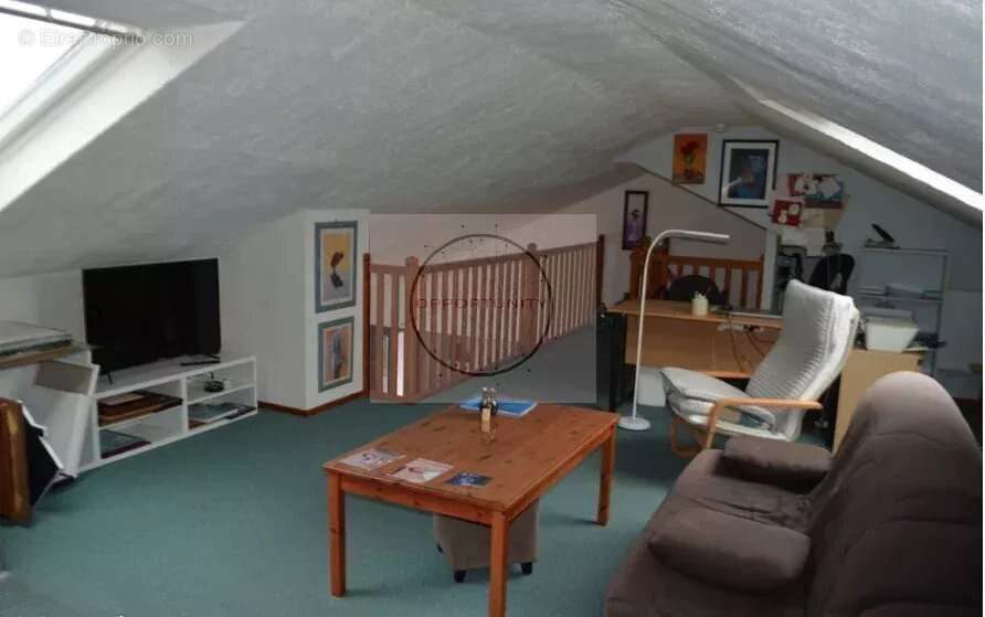 Maison 117 m² à Combs-La-Ville  - photo 3
