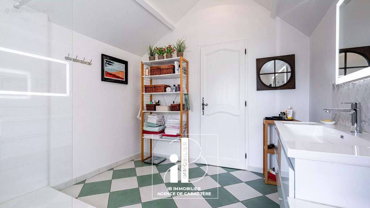 Maison à CHAILLY-EN-BIERE